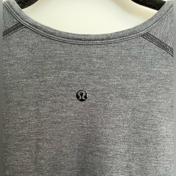 Lululemon long sleeve shirt - Picture 3 of 3